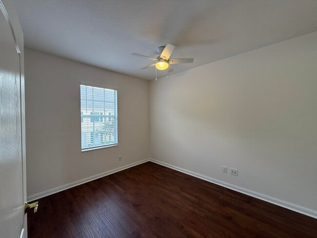 Building Photo - 150 Wentworth Ct