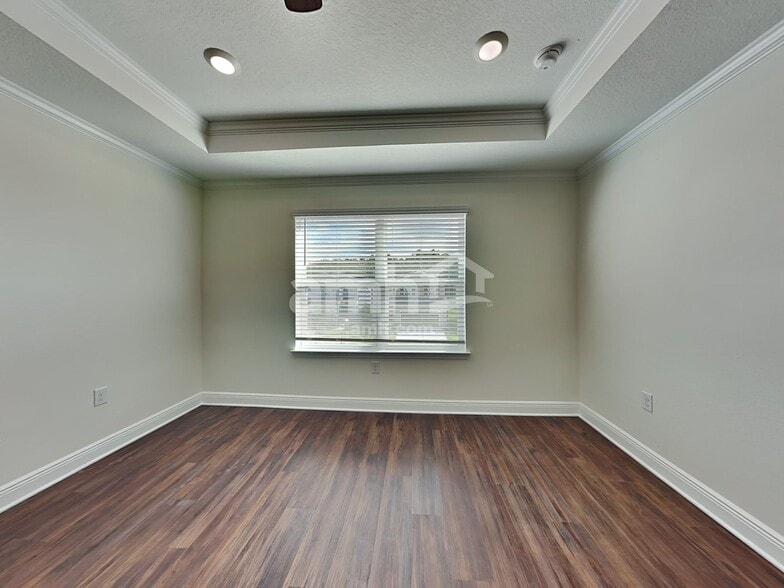 Building Photo - 27272 St Andrews Ave