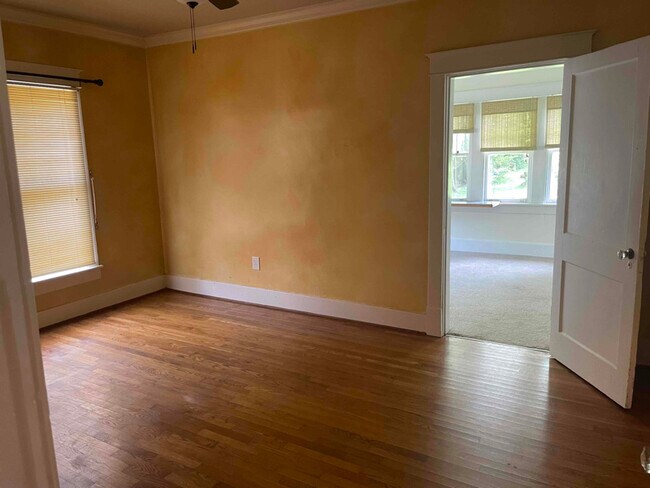 Building Photo - 1606 Franklin Ave