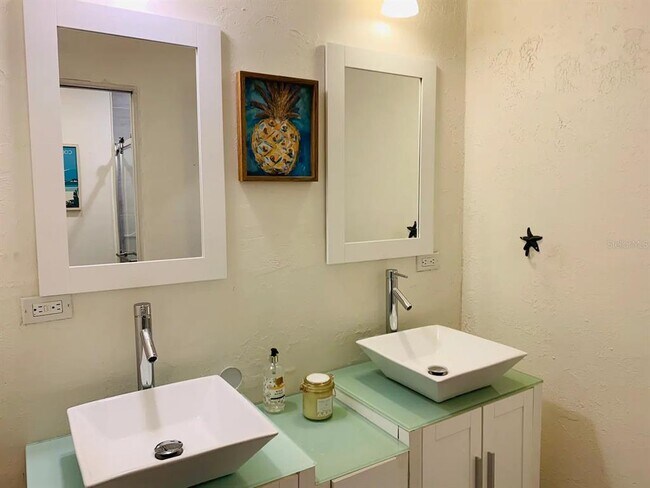 Building Photo - 4929 Brookmeade Dr