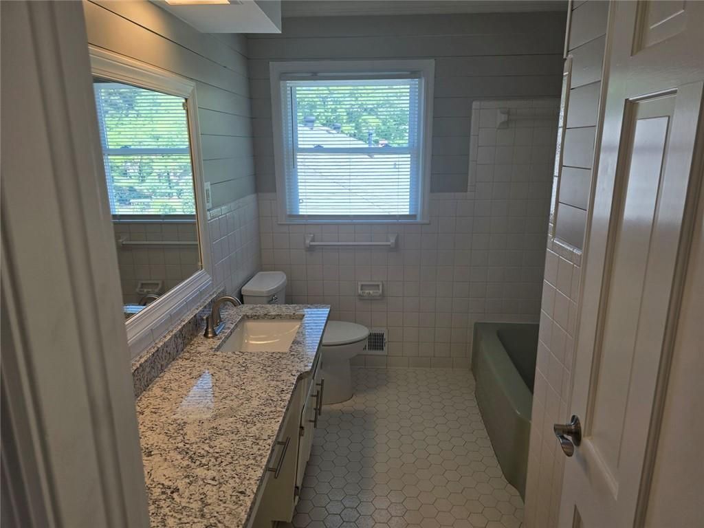 Building Photo - 3420 Northside