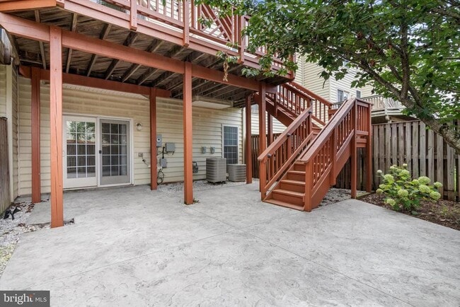 Building Photo - 22576 Welborne Manor Square