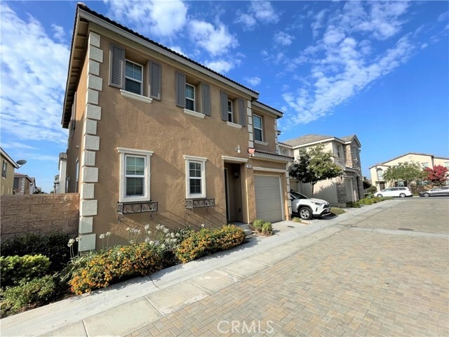 Primary Photo - 2879 S Via Belamaria