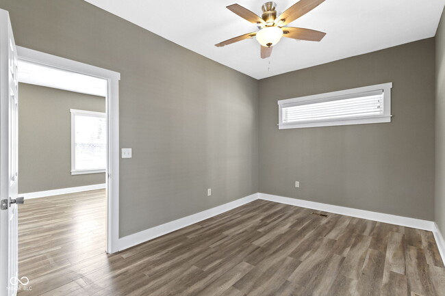 Building Photo - 1701 Barth Ave
