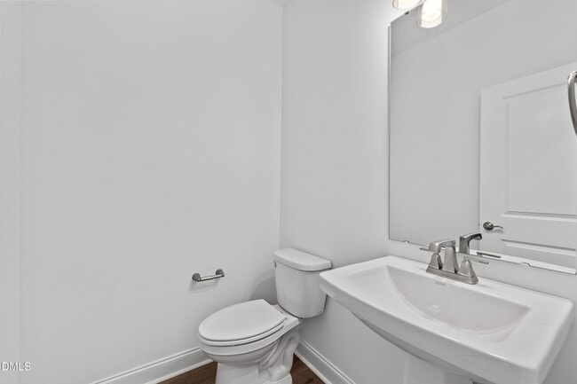 Building Photo - 115 Swain St