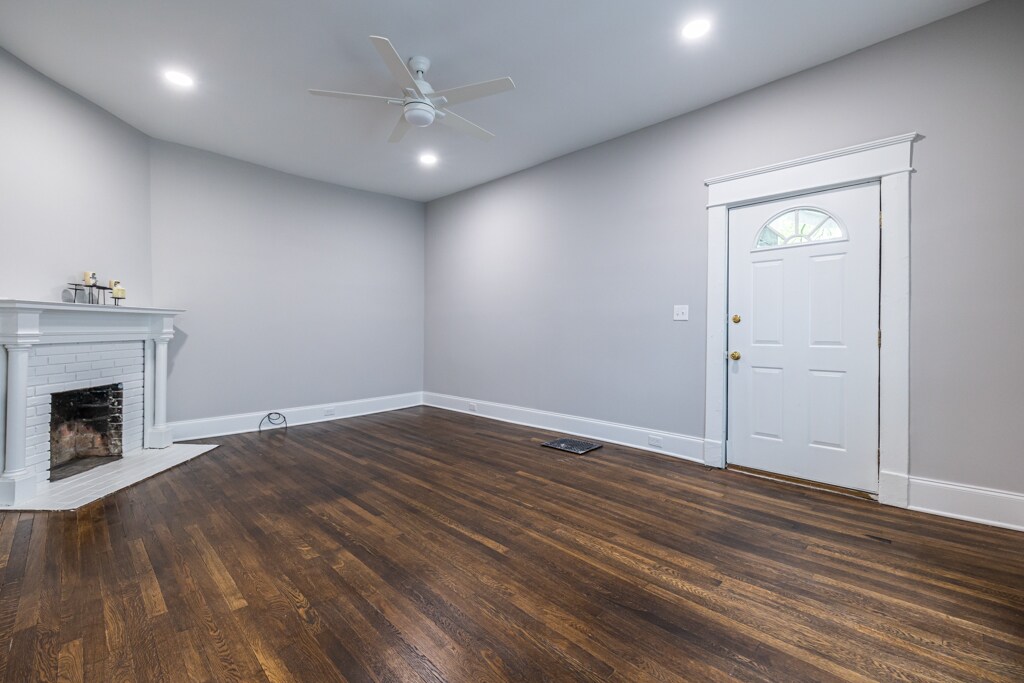 High ceilings - 1450 Piedmont Ave NE