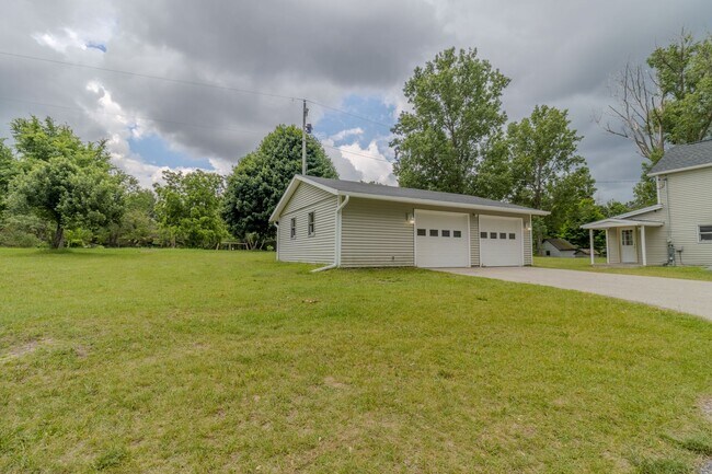 Building Photo - 3430 Voice Rd