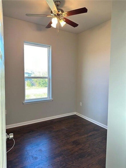 Building Photo - 3033 Pauger St