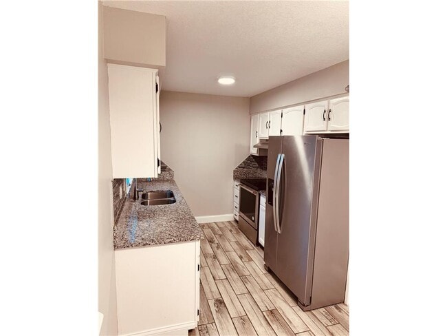 Building Photo - 10701 Vincent Ave S