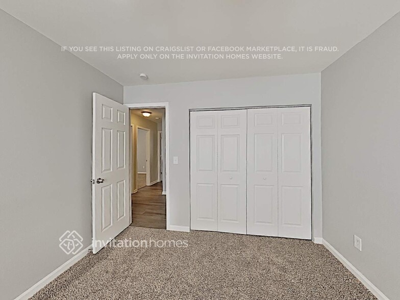 Building Photo - 9544 Green Apple Dr