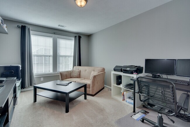 Building Photo - 1030 Ardrey Cir