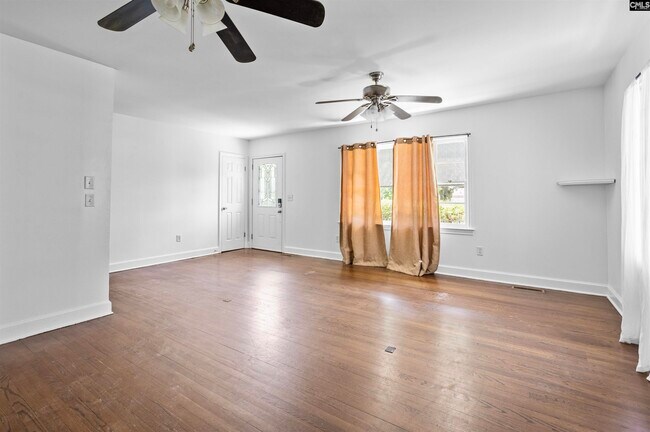 Building Photo - 4750 Lang Ridge Dr