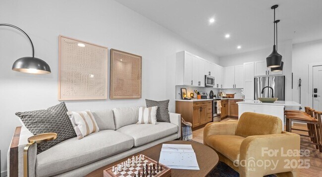 Building Photo - 1711 Commonwealth Ave