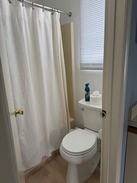Master bath - 2 N Frontenac Ave