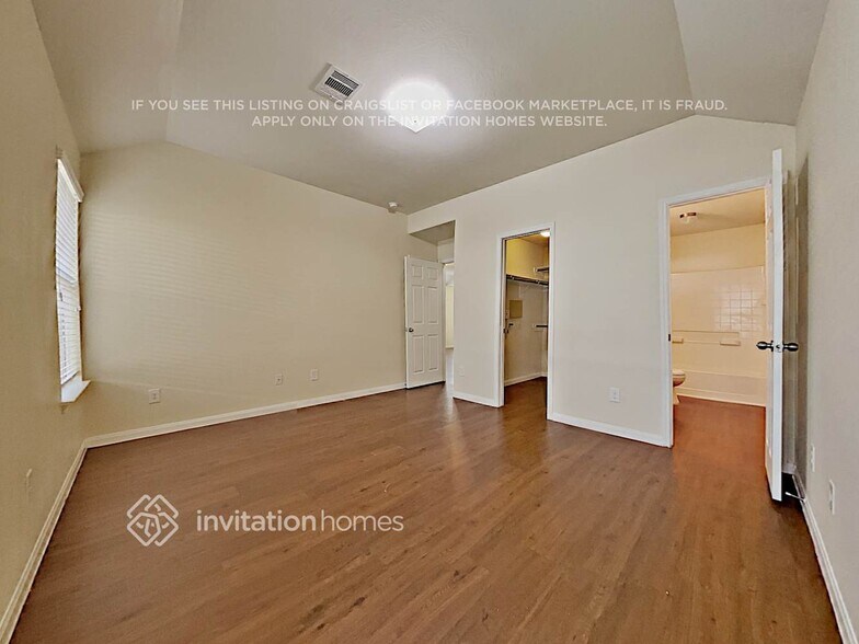 Building Photo - 6346 Scotchwood Dr