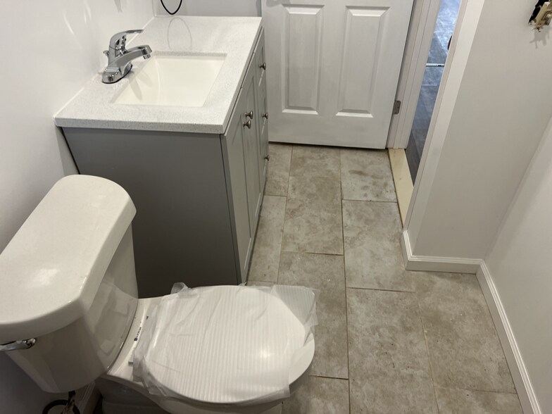 Building Photo - 4011 N 38th St