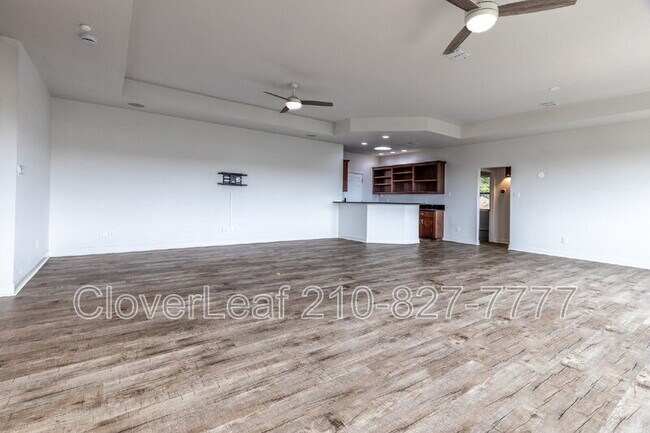Building Photo - 335 Charon Point