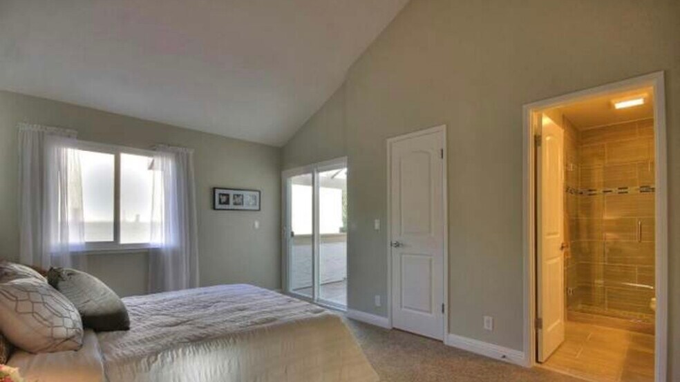M. Bedroom with Balcony - 1348 Daniel Ct