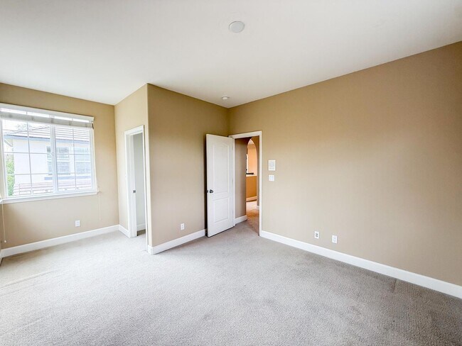 Building Photo - 342 Stanforth Ct