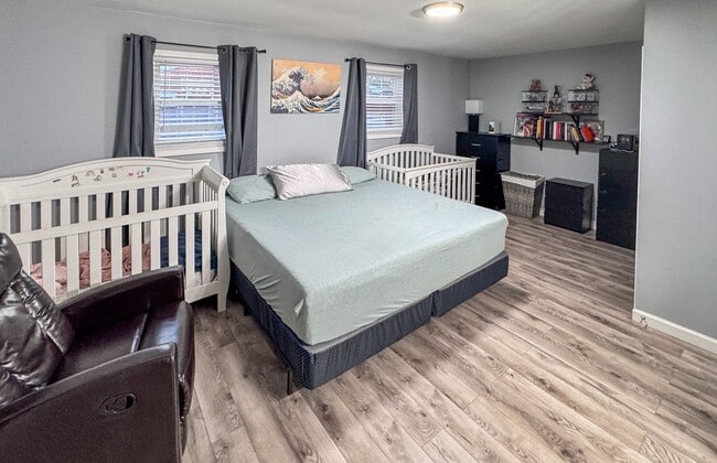 Building Photo - Charming Fully Updated 3-Bedroom Home with...