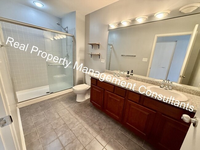 Building Photo - Luxury Living at Western Auto Building – 2...