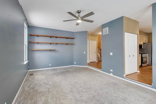 Building Photo - 410 Arlington Ln