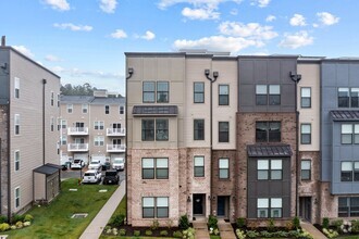 Building Photo - 2677 St Elias Dr
