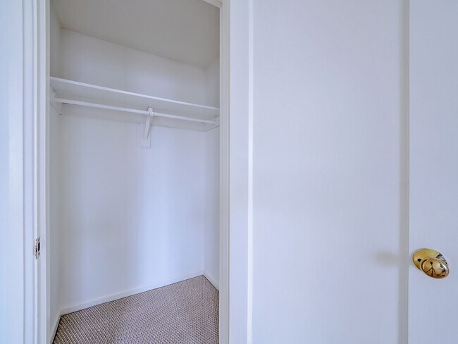 Building Photo - 3940 Langley Ct NW