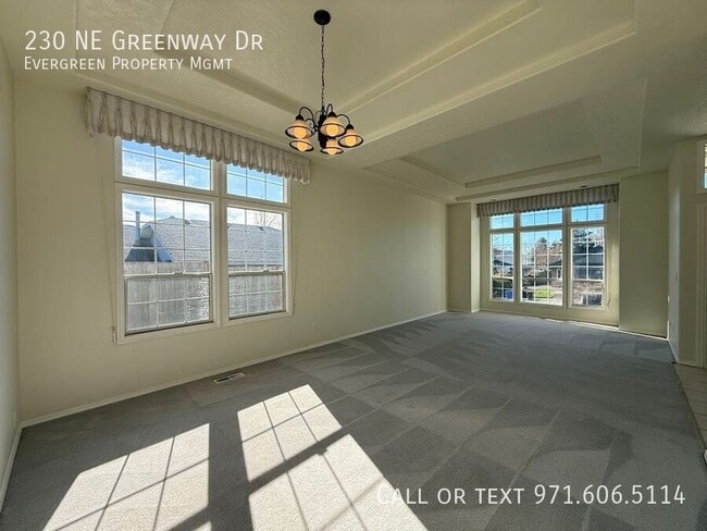 Building Photo - 230 NE Greenway Dr