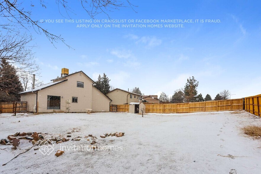 Building Photo - 18642 E Brown Pl