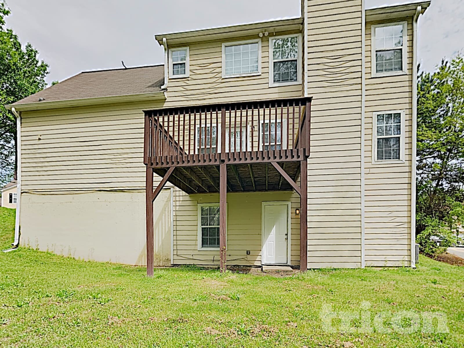 Building Photo - 7116 Hillcrest Chase Dr SW