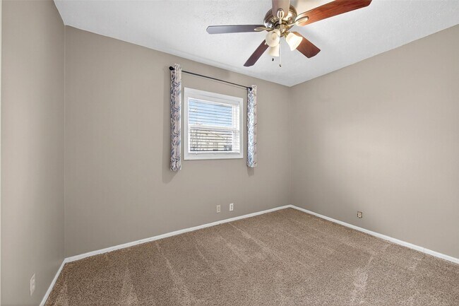 Building Photo - 5591 Old Hwy 21