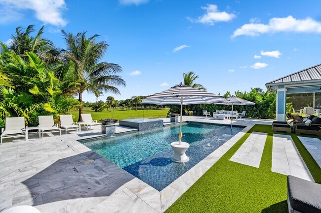 Building Photo - 3155 SW 78th Ave