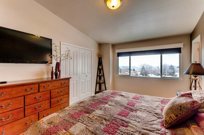 Building Photo - 4743 Iron Horse Villas Point