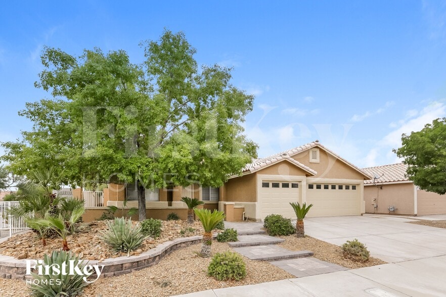 Building Photo - 1066 Oak Shade Ln