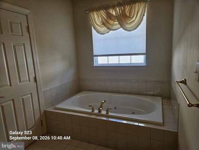 Building Photo - 234 Whirlaway Ln