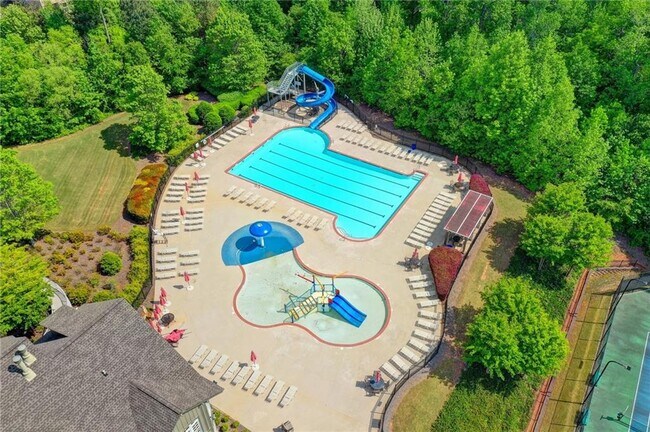 Building Photo - 5740 Crestwick Wy