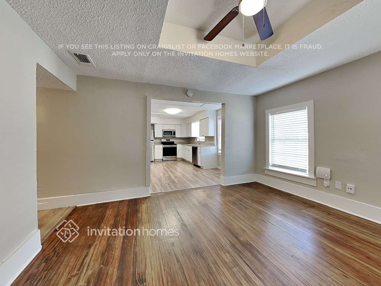 Building Photo - 705 N Alamo Rd