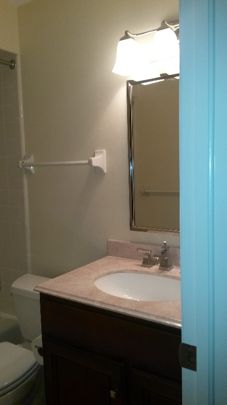 Building Photo - 210 Magnolia Rd