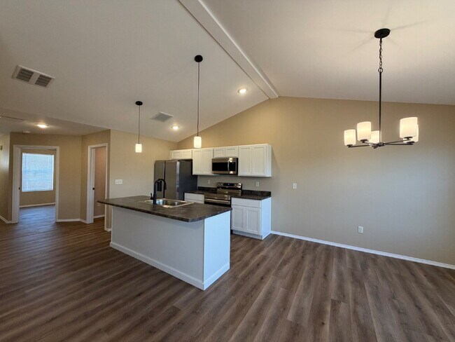 Building Photo - Last BRAND NEW 4BR Duplex left!!!