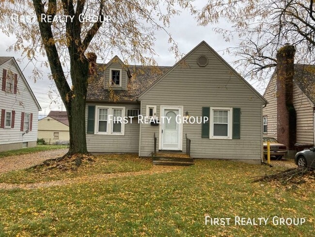 Primary Photo - 2926 Catalpa Dr.