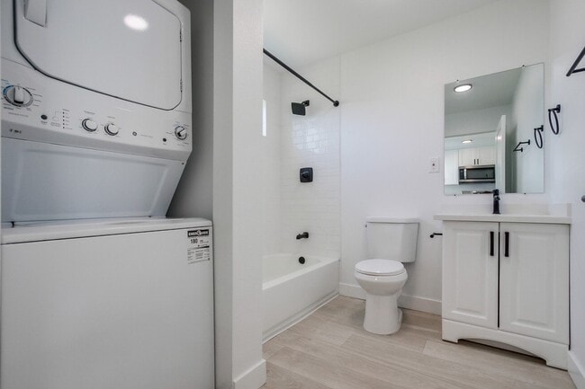 Floorplan - The Resort at Encinitas Luxury Apartment Homes