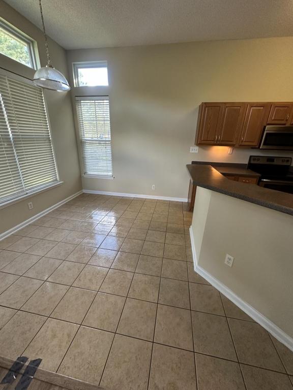 Building Photo - 844 Pembridge Ct