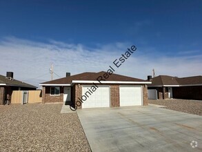 Building Photo - BRAND NEW CONSTRUCTION! 2 Bed/2 Bath Duplex.