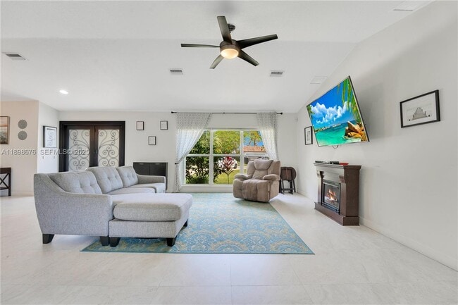 Building Photo - 15300 SW 164th St