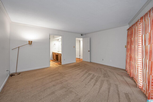 Building Photo - 1120 Beacon Pkwy W