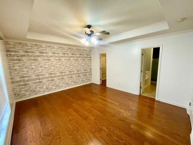 Building Photo - *MOVE IN SPECIAL* Beautiful Germantown School District Home in Ashbrooke