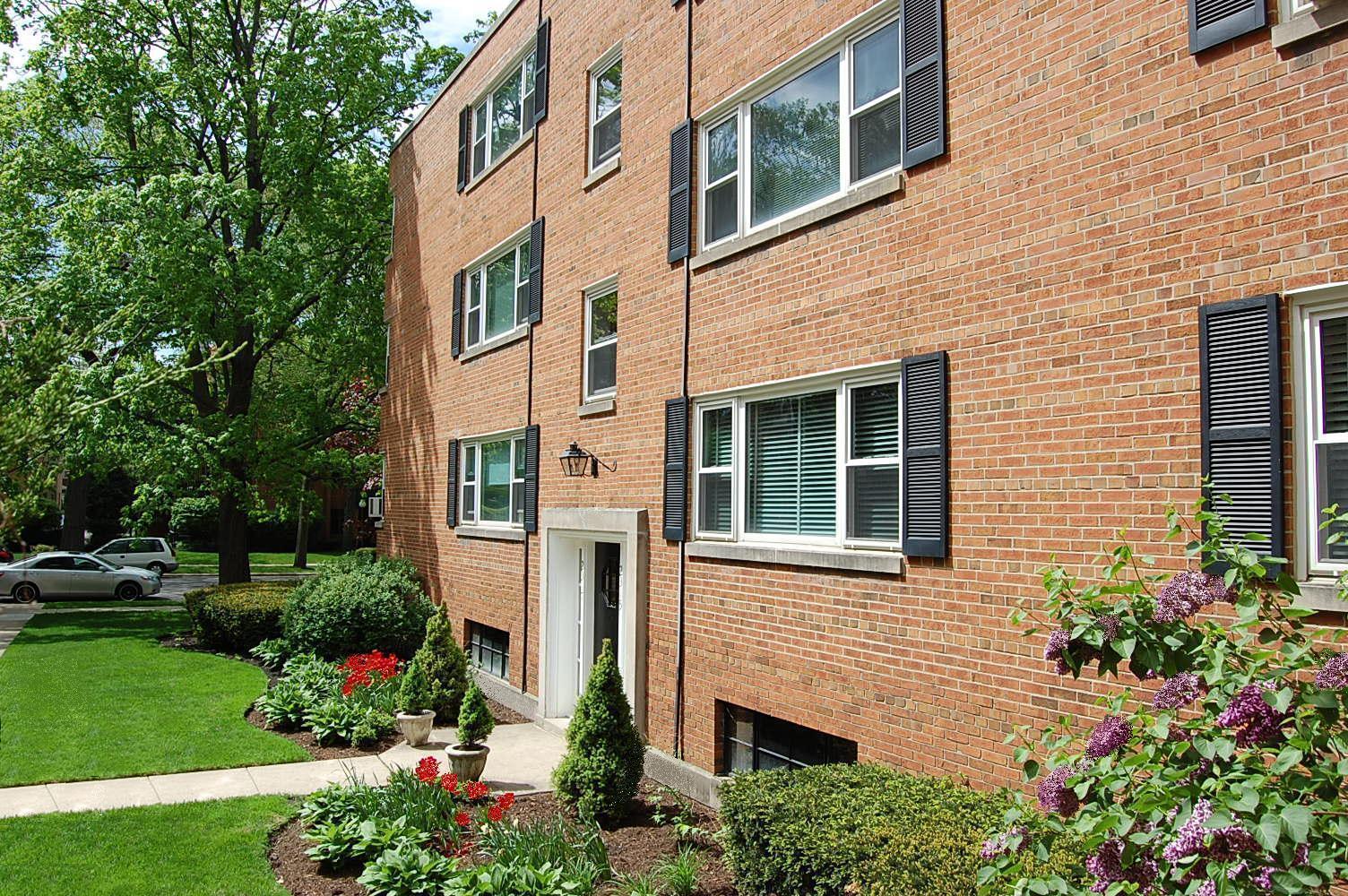 Building Photo - 2311 Central St