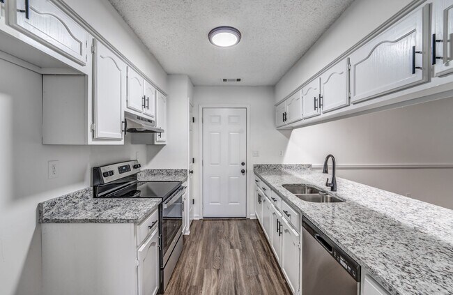 Building Photo - 1242 Grange Way Dr