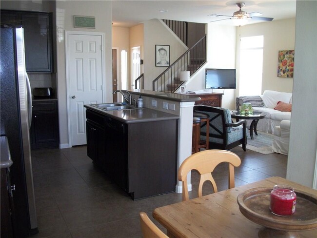 Building Photo - 933 Heritage Springs Trail